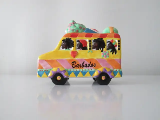 Barbados Napkin Holder/Barbados Embroided Tote Bag in Arts & Collectibles in London - Image 3