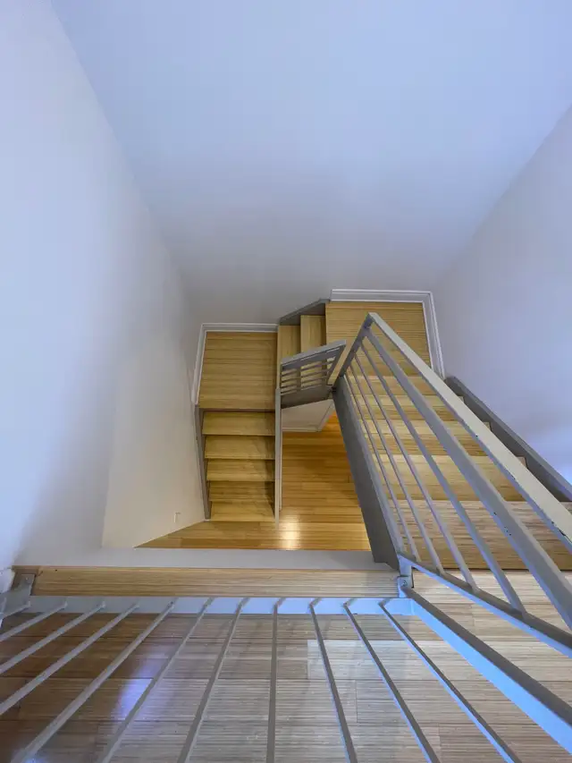 2 Floor Condo Apartment w/ Private Roof Top Terrace –MUST SEE in Long Term Rentals in City of Montréal - Image 11