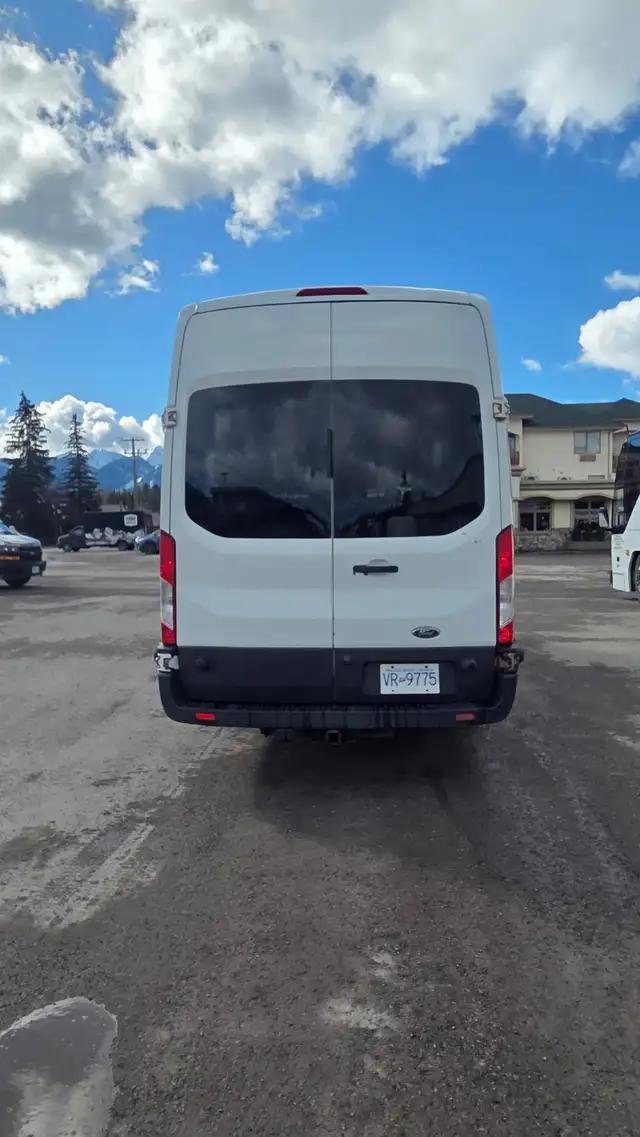 2017 Transit Van583741804758312965