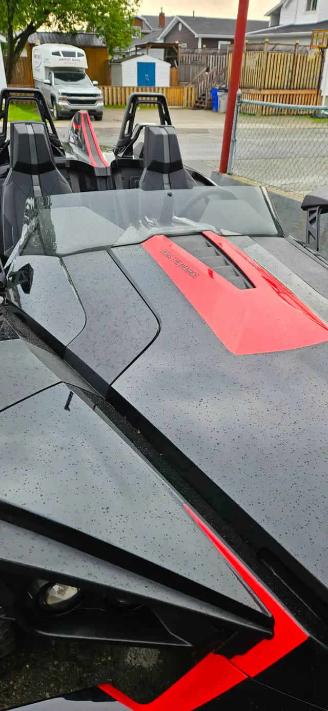 2016 Pearl Black POLARIS SLINGSHOT SL LE (Limited Edition) in Street, Cruisers & Choppers in Timmins - Image 5