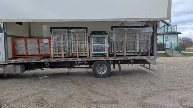 Custom Size Vinyl Windows- Short Lead Times in Windows, Doors & Trim in Kitchener / Waterloo - Image 9