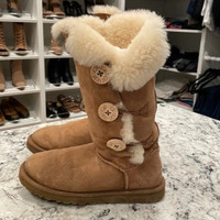 UGG Boots Triple Bailey Button