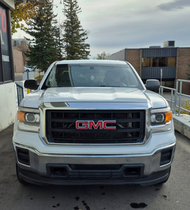 2015 GMC sierra k1500 in Cars & Trucks in Calgary - Image 2