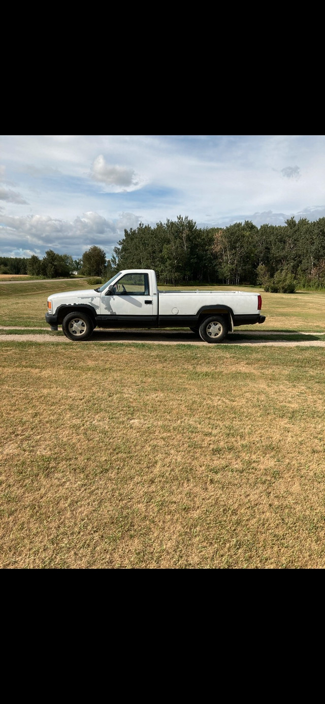 1989 Chevy 1500  truck in Cars & Trucks in Prince Albert