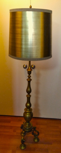 vintage brass floor lamp in All Categories in Ontario - Kijiji Canada