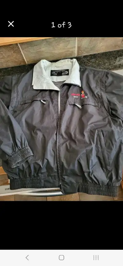 Unisex Windbreaker XL, View more
