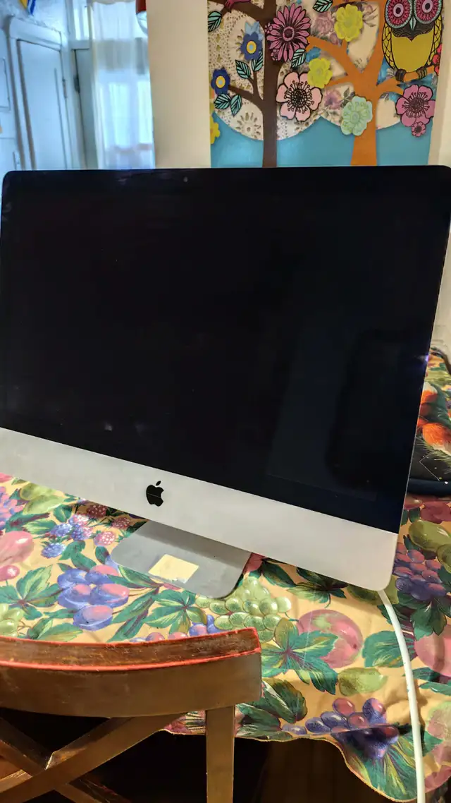iMac (21,5" fin 2015) / iMac (21.5" late 2015) Prix Négociable in Desktop Computers in City of Montréal - Image 3