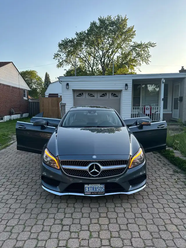 2015 Mercedes-Benz CLS 4MATIC – Fully Loaded 