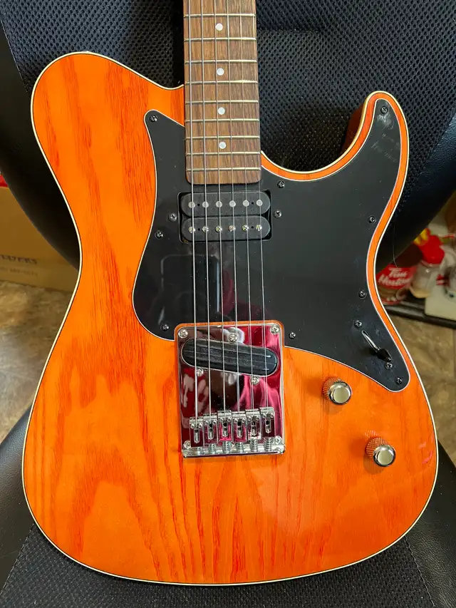 Yamaha Pacifica 311S Trans Orange Stain in Guitars in Calgary - Image 4