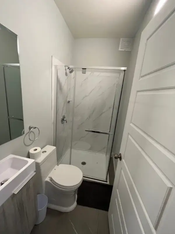 Furnished Student Room- All females unit in Room Rentals & Roommates in Ottawa - Image 15