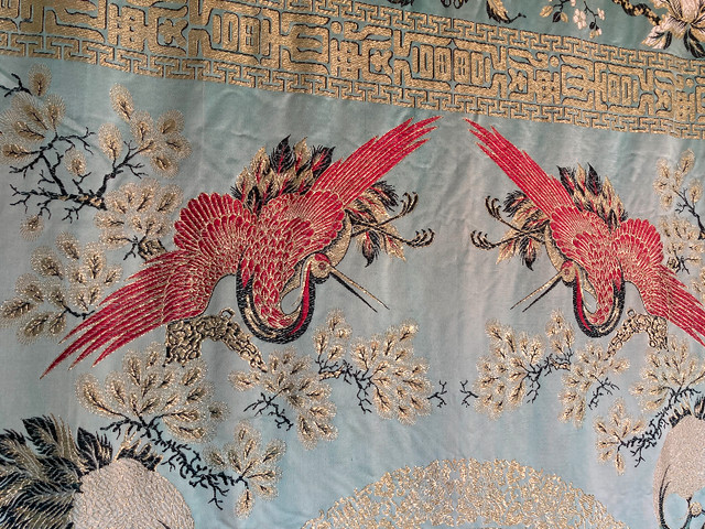 Reduced! Vintage Chinese Silk Tapestry in Arts & Collectibles in Whitehorse - Image 3