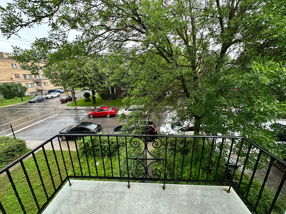 Grand 5 1/2 - Côte-des-Neiges — photo 3