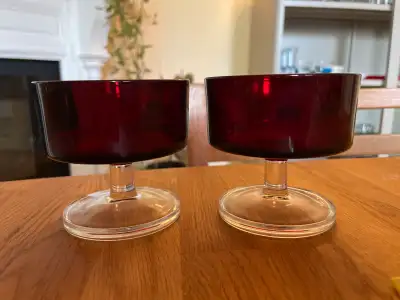 Two glass goblets by Luminarc Arcoroc Cavalier Of France. Add to your collection or start collecting...