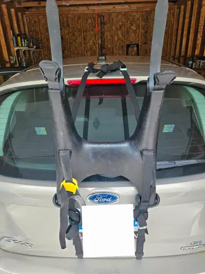 Used consistently for past 4 years, still in excellent condition. Retails for $89.99 at Canadian Tir...