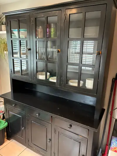 free buffet w hutch, View more