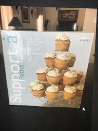 4 Tier Spiral Metal Cupcake Stand - 18 Mini Cake Display Holder