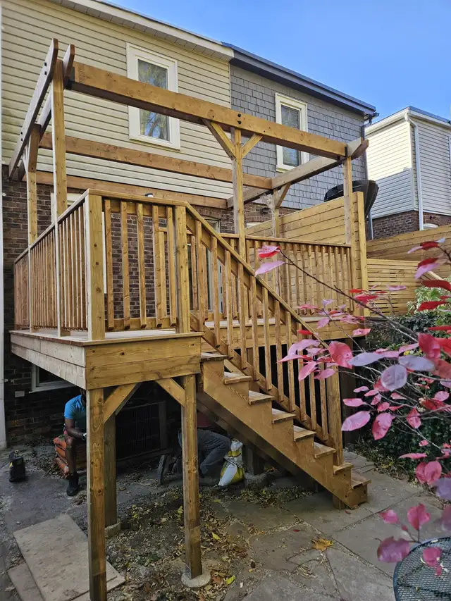 Quality Deck, Fence, Interlock and Landscaping62863722107009124