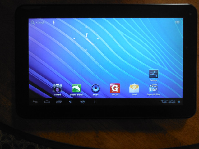 HipStreet Equinox 2 - 10" Tablet and Charger - Good Battery in iPads & Tablets in Markham / York Region