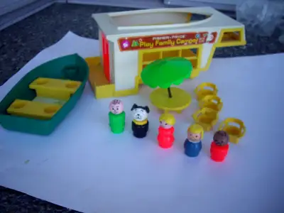 FISHER PRICE CAMPER W ACCESS VTGE, View more