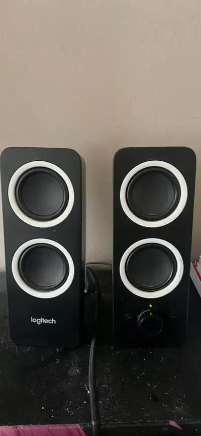 Logitech speaker z200, View more