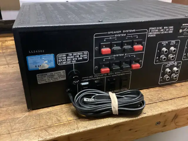 LATE 1970’S VINTAGE MARANTZ 1090 STEREO AMPLIFIER in Stereo Systems & Home Theatre in Barrie - Image 9
