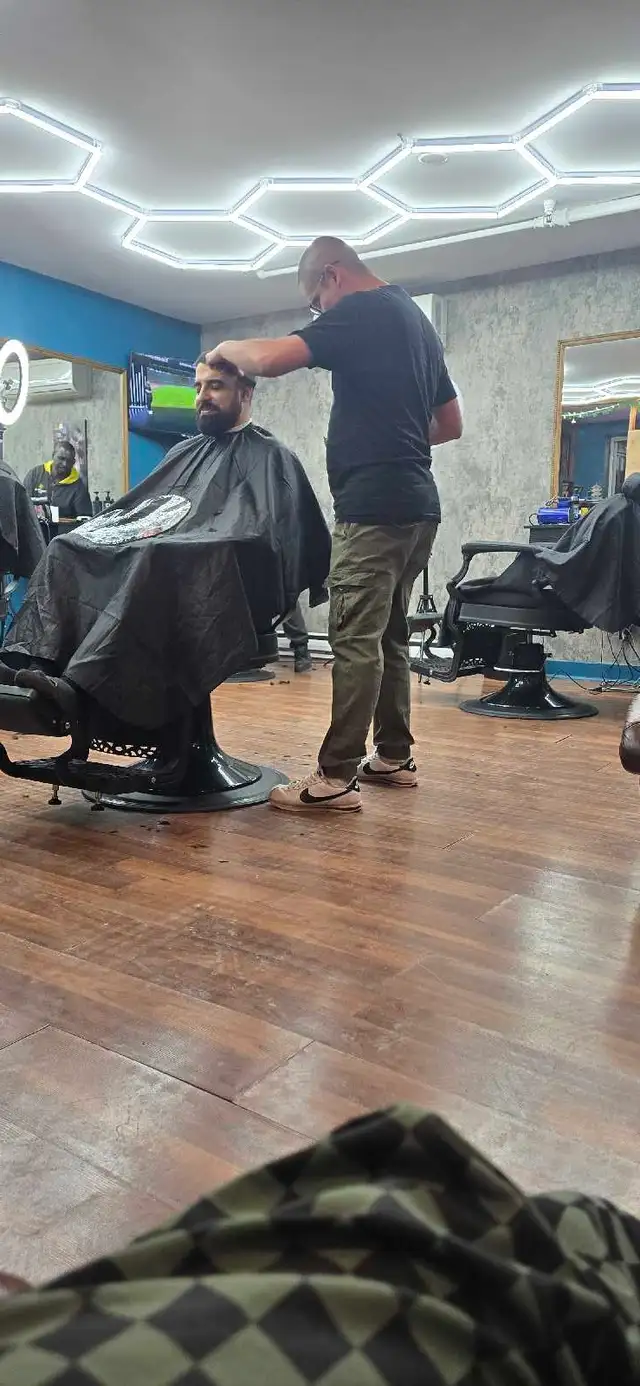 Barbers needed 473665224668631044