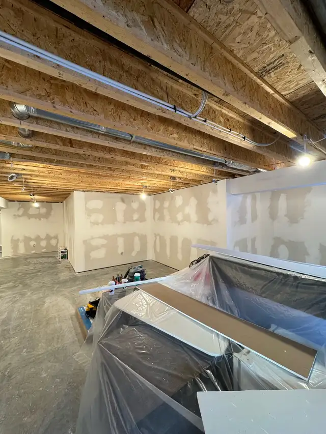 Drywall taper429746880166635527