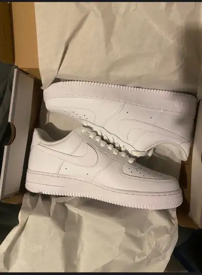 Nike air forces, View more