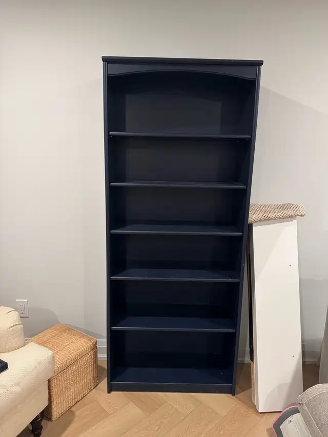 two matching bookcases pottery barn in Bookcases & Shelving Units in Oakville / Halton Region - Image 5