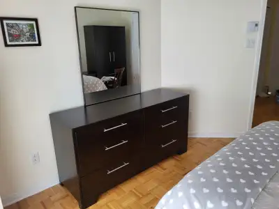 Ensemble de mobilier pour chambre à coucher, View more