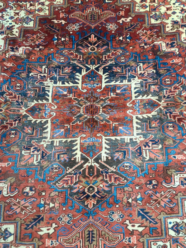 Persian rug Heriz in Rugs, Carpets & Runners in Markham / York Region - Image 4