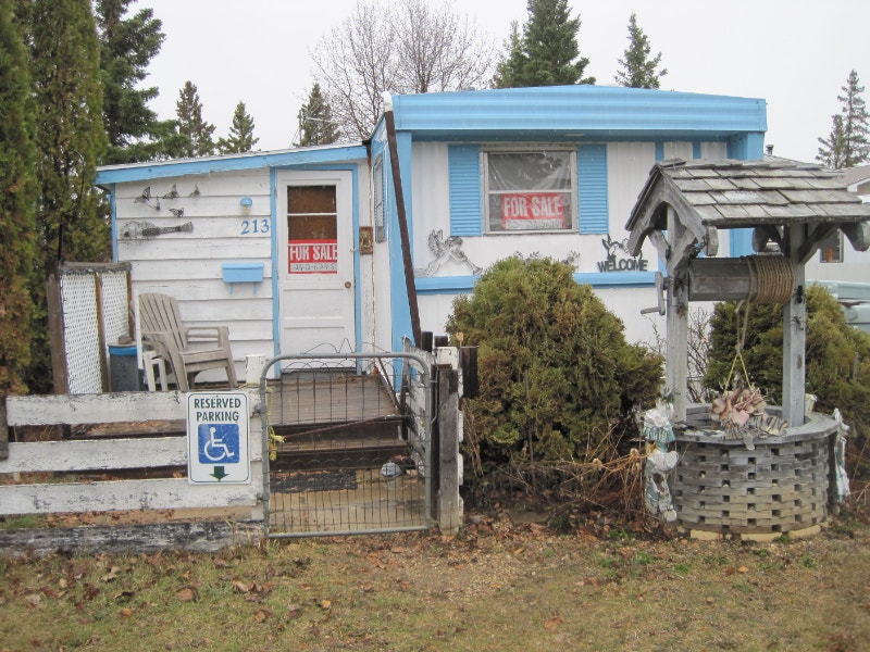 2 Lots Side by Side Lots With or Without Pontoon Boat & Trailer