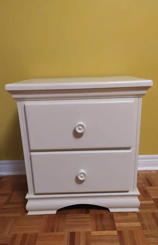 2 Identical Convertible cribs Antique White – Cribs for Twins in Cribs in Mississauga / Peel Region - Image 6