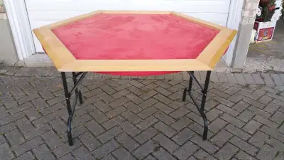 Legs fold. Felt top is clean and soft padded. See location for pickup address. Compare versus cost o...