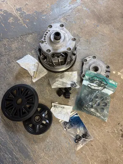 A few parts I have left from my 2018 AXYS assault 800 spair clutch without weights or spring, two co...