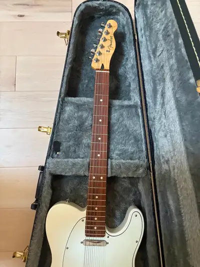MIM Fender Telecaster (White), View more