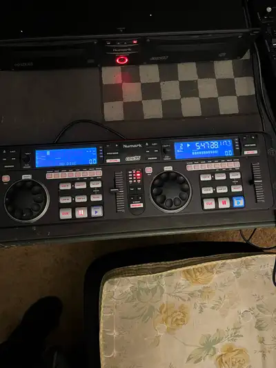 Professional Newmark CDN 95 Rack Mount DJ System with Mixer, View more