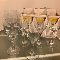 6 Set of Wine Glasses