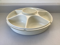 Grand plat Tupperware pour légumes