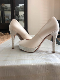 Offwhite Wedding/any occasion bridal Heels