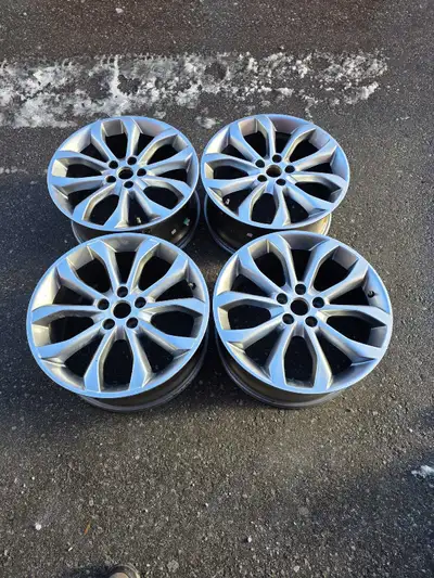 Set of 4 rims in very good condition. Fits Lincoln MKC and Ford Escape. 18x8, 5x108, ET 52.5. Call o...