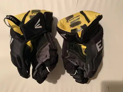 Jr. Hockey Gloves (Large/12 inches) Easton 75s, View more