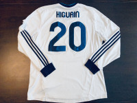 2012-2013 - Real Madrid Soccer Jersey - Gonzalo Higuaín - XL