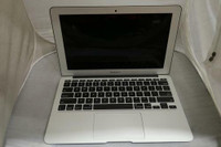 Apple MacBook Air 12in  i5 1.3 8GB 250GB SSD-EXCELLENT CONDITION