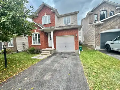 ✨ For Rent – $2,700/month ✨ Welcome to this beautifully maintained two-storey detached home located...