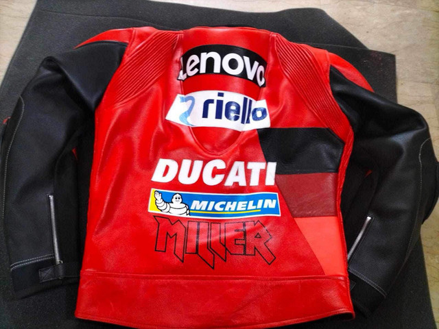 Custom made leather motorcycle jackets in Men's in Kelowna - Image 3