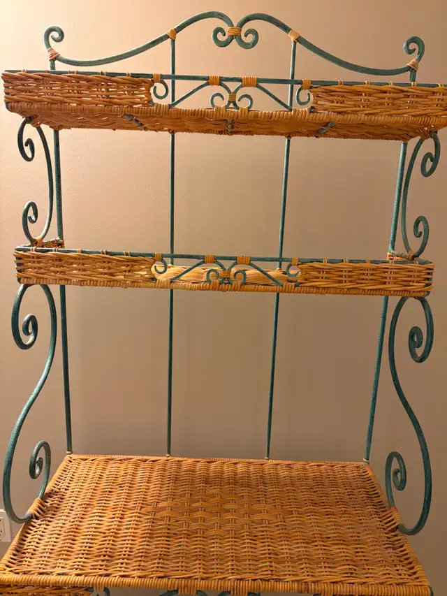Iron and Wicker bakers rack. in Hutches & Display Cabinets in Barrie - Image 5