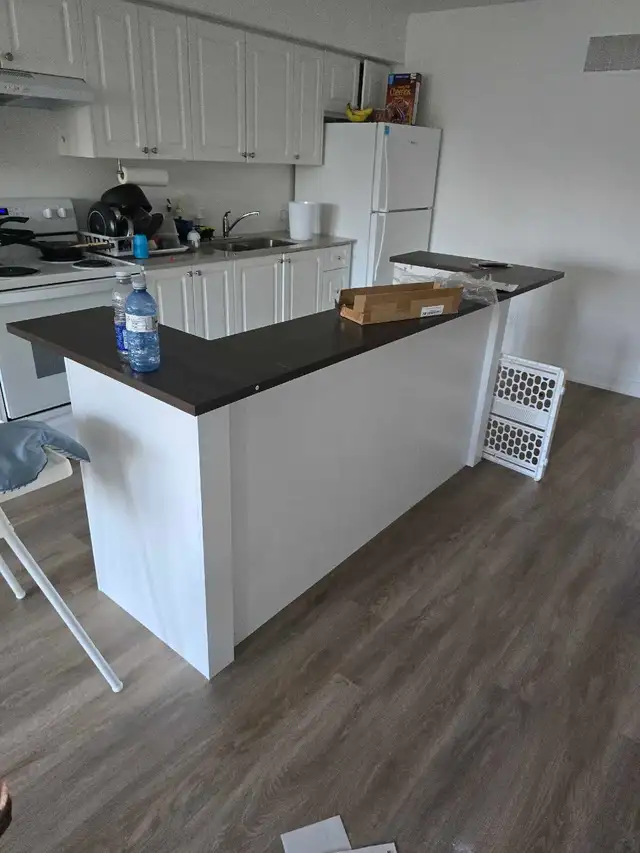 Furniture Assembly 590535886153328643