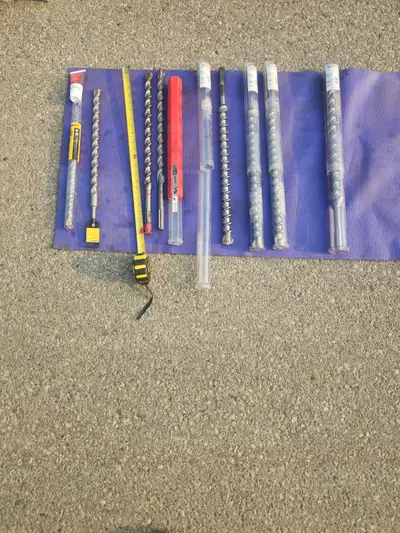 20 new and used sds-max hammer drill bits mostly hilti and ucan 1/2:to 15/8 " 895 for all also 8 bus...