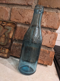 1912-1918 blue coca cola bottle